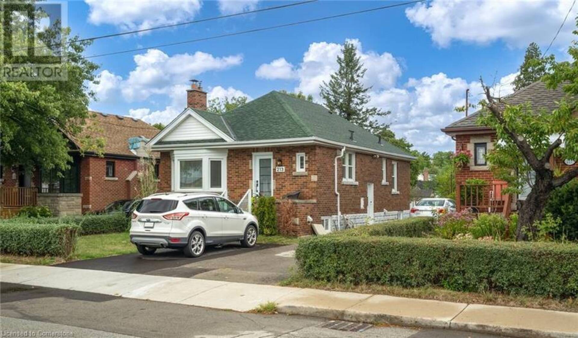 213 INVERNESS Avenue E Hamilton