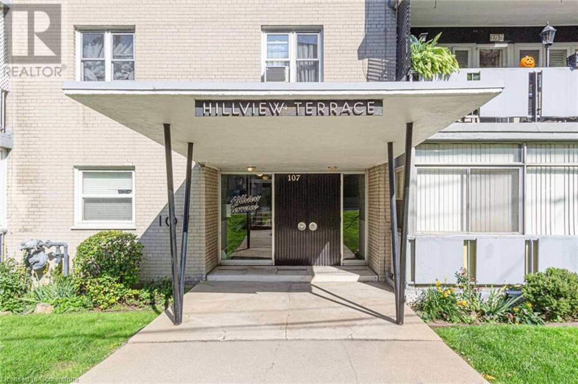 107 ST. JOSEPH'S Drive Unit# 307 Hamilton