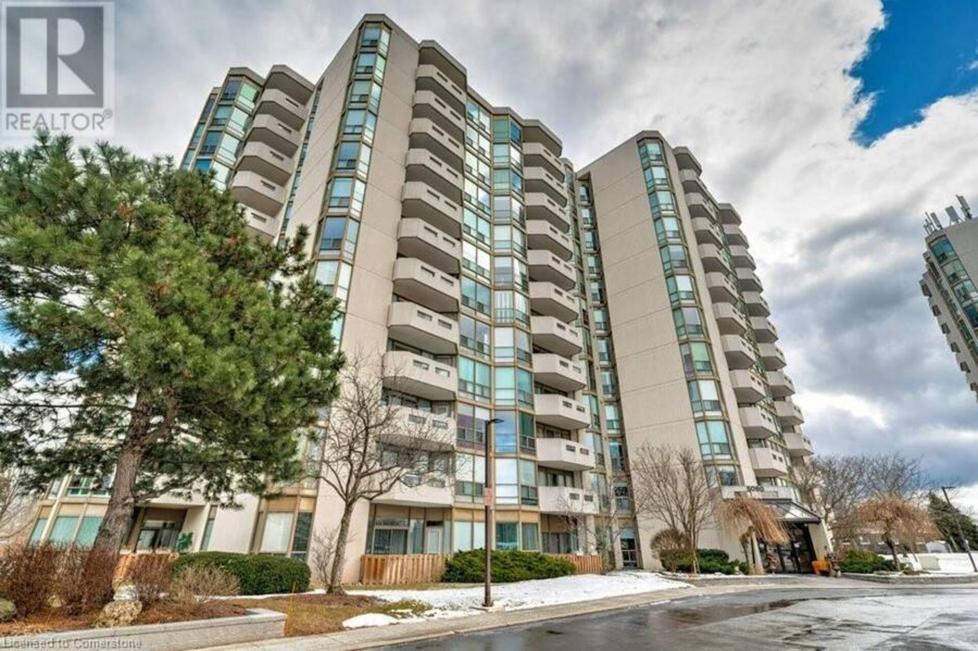 5080 PINEDALE Avenue Unit# 607 Burlington