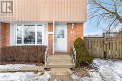 43 MARKHAM Crescent Stoney Creek