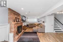 647 TOMAHAWK Crescent Ancaster