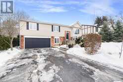 647 TOMAHAWK Crescent Ancaster