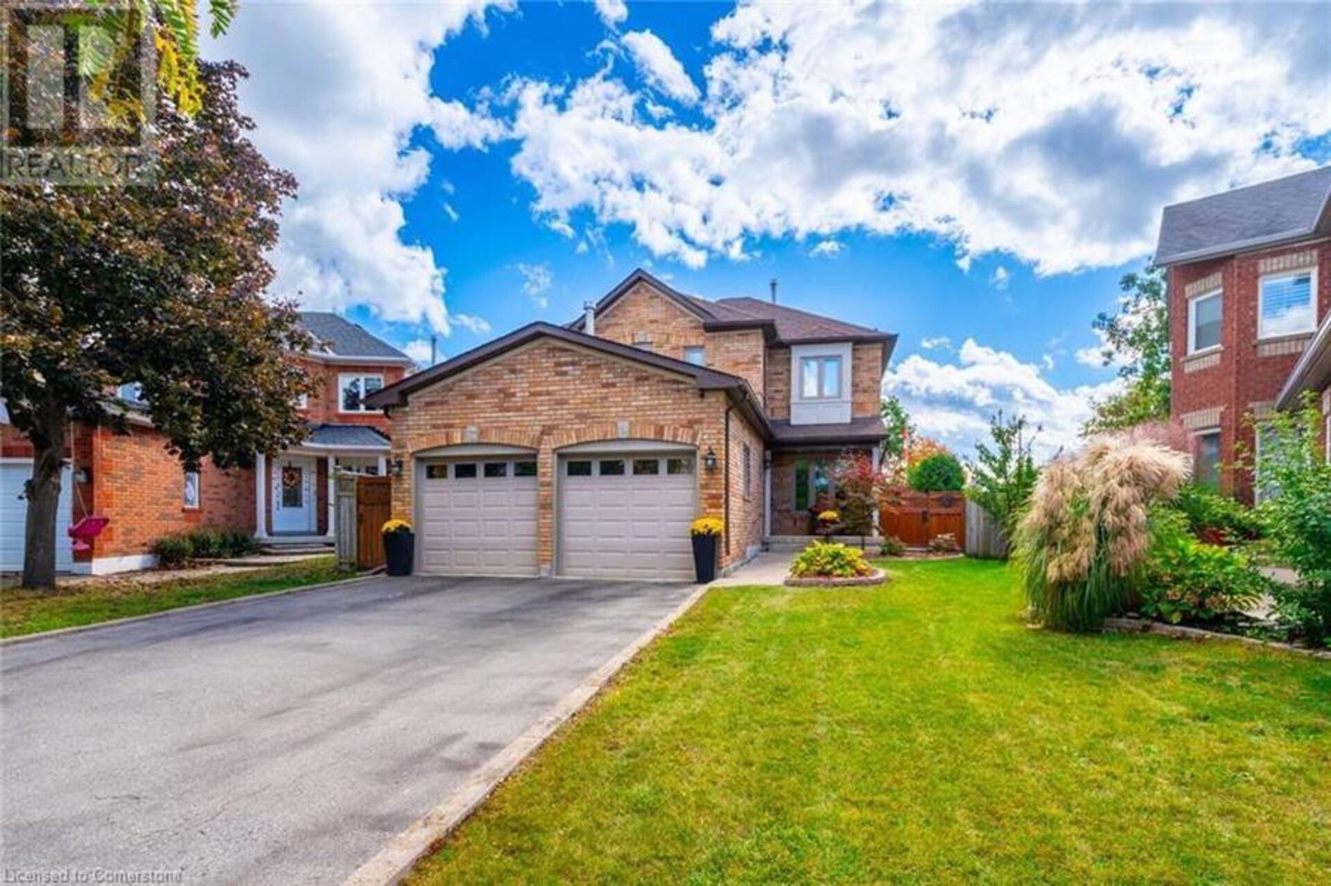 75 CHATSWORTH Crescent Waterdown