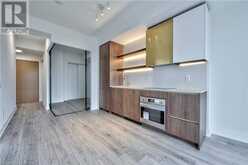 1285 QUEEN Street E Unit# 514 Toronto