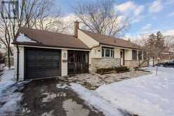 993 CLOVERLEAF Drive Burlington