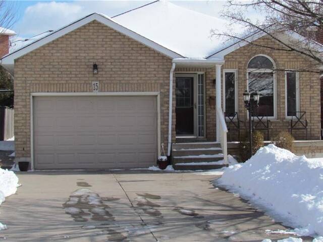 15 ALFRIN Court Hamilton Ontario