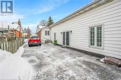 98 WELBOURN Drive Hamilton