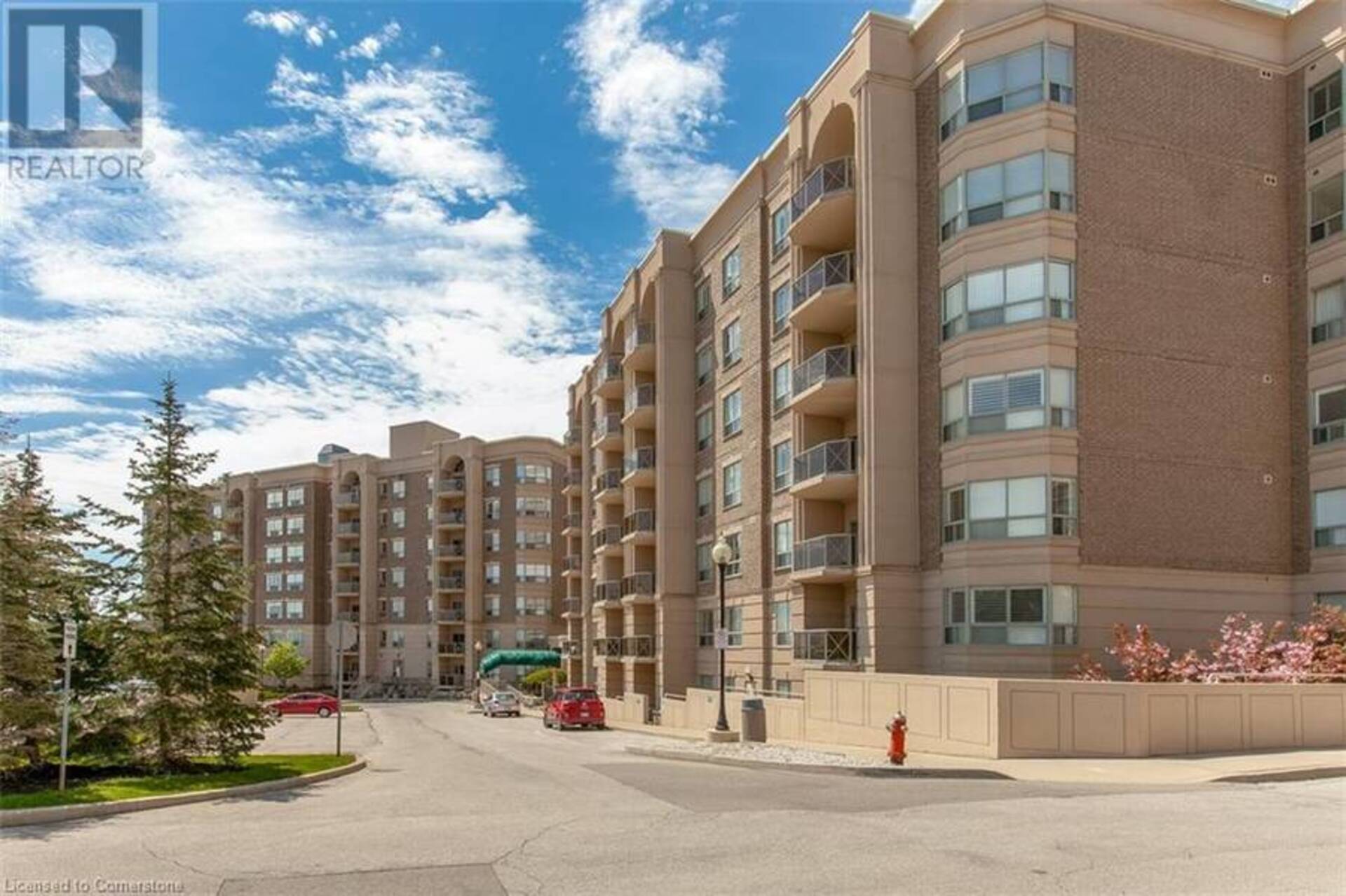 2085 AMHERST HEIGHTS Drive Unit# 502 Burlington