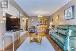 6101 WILDROSE Crescent Niagara Falls