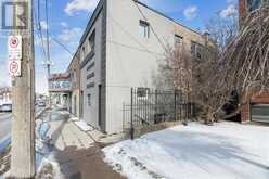 246 WHARNCLIFFE Road S London