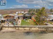 1166 LAKESHORE Road Selkirk