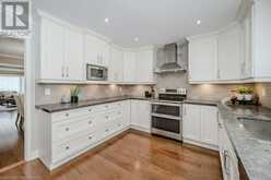 1207 PILGRIMS Way Oakville