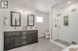 1207 PILGRIMS Way Oakville