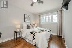 1207 PILGRIMS Way Oakville