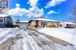 4382 CENTRAL Avenue Beamsville