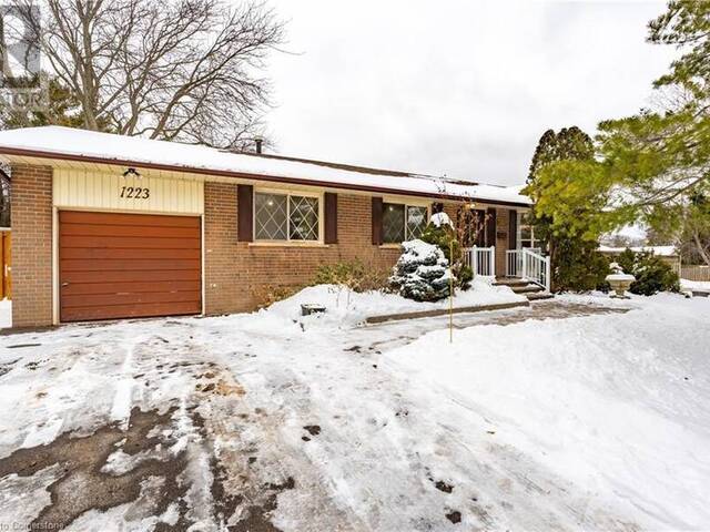 1223 REDBANK Crescent Oakville Ontario