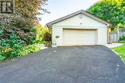 318 WOODWORTH Drive Ancaster