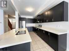 7 CALLON Drive Ancaster