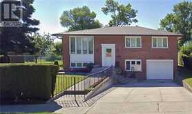 238 ELMWOOD Road Oakville