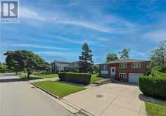 238 ELMWOOD Road Oakville