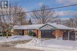 16 TREVOR Drive Stoney Creek