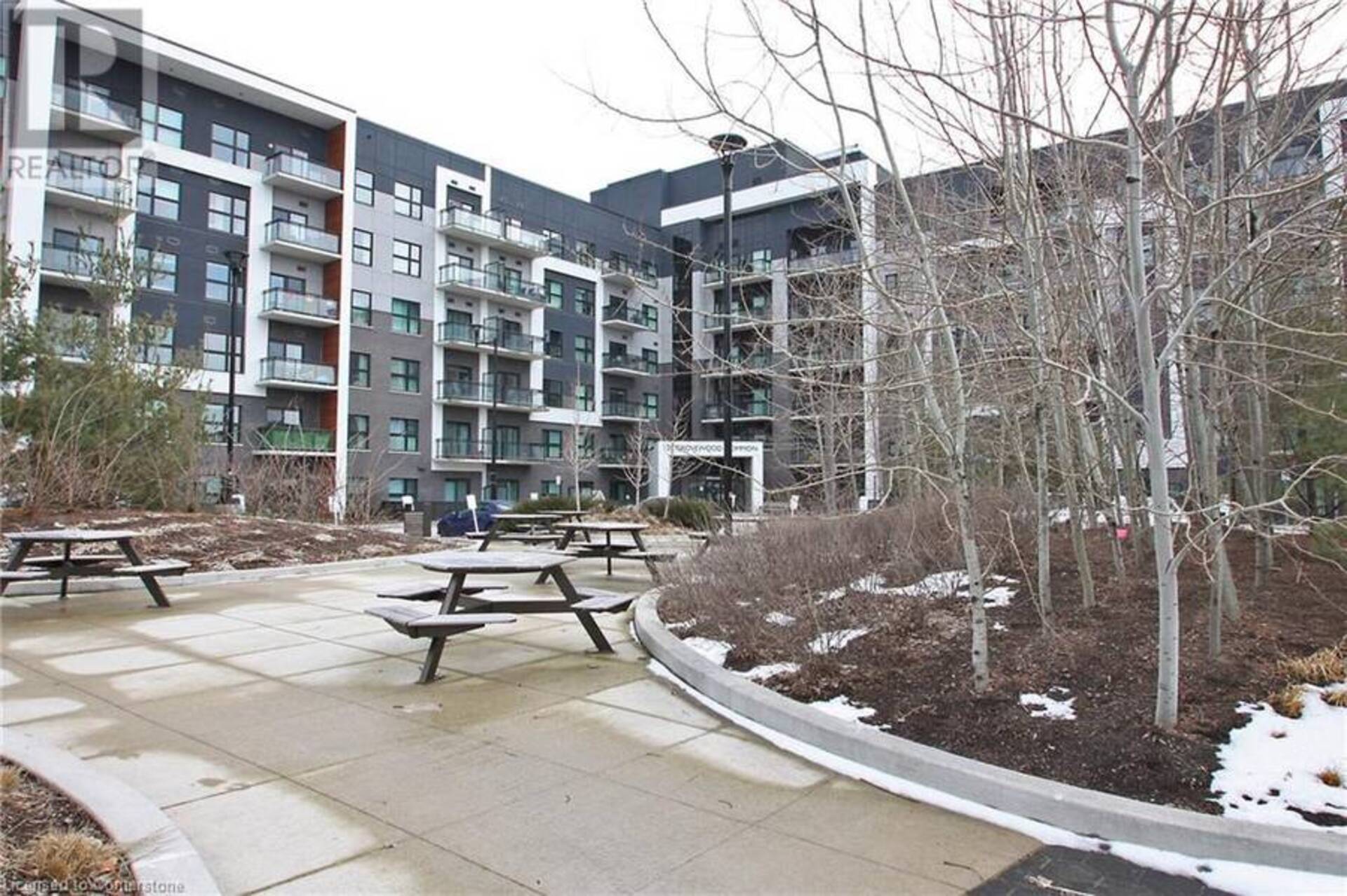 128 GROVEWOOD COMMON Unit# 218 Oakville