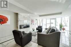 5280 LAKESHORE Road Unit# 801 Burlington