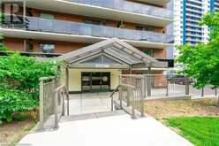 81 CHARLTON Avenue Unit# 203 Hamilton