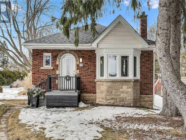 98 OSLER Drive Dundas Ontario