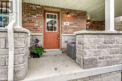 16 HISCOTT Drive Waterdown