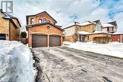 5 CHATSWORTH Crescent Waterdown