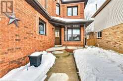 5 CHATSWORTH Crescent Waterdown