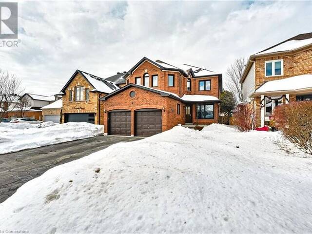 5 CHATSWORTH Crescent Waterdown Ontario