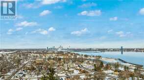 8286 MUNDARE Crescent Niagara Falls