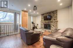 11 TUTELA HEIGHTS Road Brantford