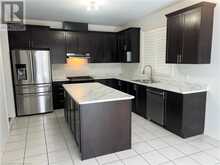 31 CHAUMONT DRIVE Drive Unit# Main/Upper Stoney Creek