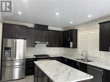 31 CHAUMONT DRIVE Drive Unit# Main/Upper Stoney Creek