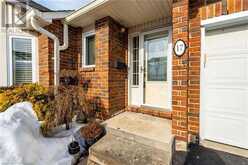 222 FELLOWES Crescent Unit# 17 Hamilton