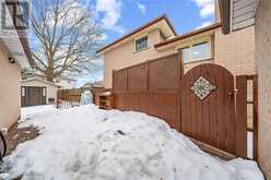 20 SPRUCEHILL Drive Brantford