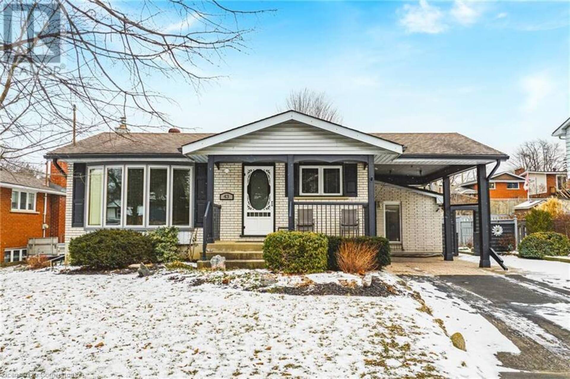 43 HOLDEN Avenue Simcoe