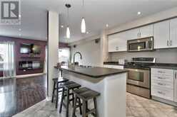 11 FOX RUN Waterdown