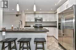 11 FOX RUN Waterdown