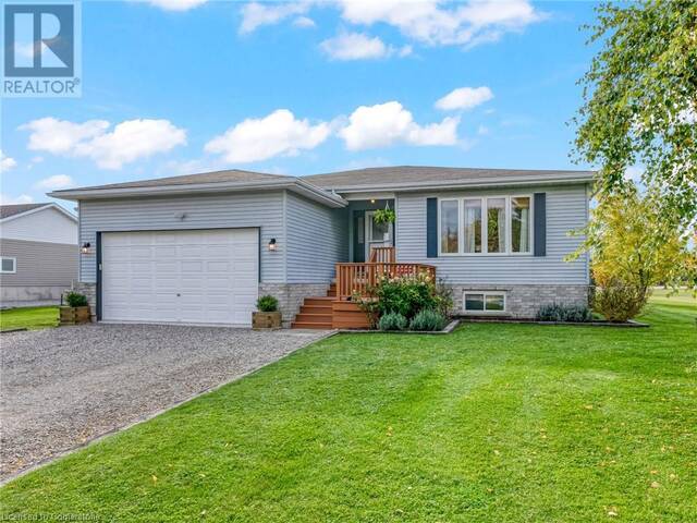 1472 NORFOLK COUNTRY 19 Road E Bealton Ontario