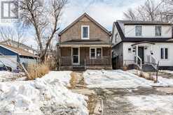 52 STAPLETON Avenue N Hamilton