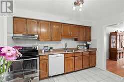 3050 PINEMEADOW Drive Unit# 40 Burlington