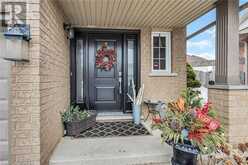 3 MAGENTA Court Hamilton