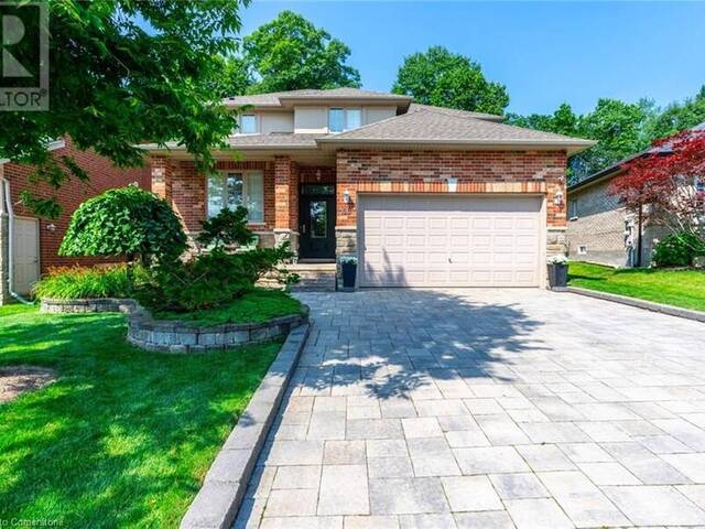 68 NEWCOMBE Road Dundas Ontario