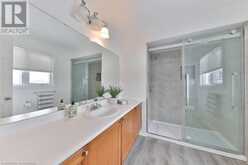 2215 CLEAVER Avenue Unit# 17 Burlington