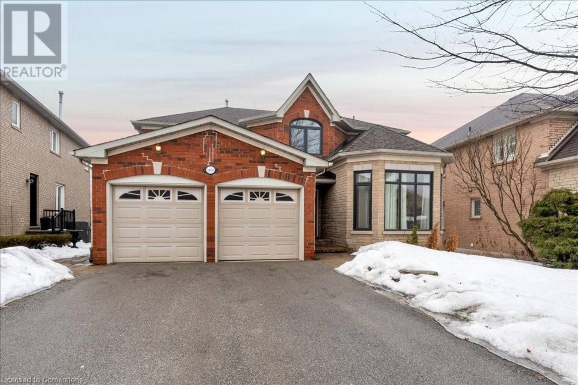 1459 BAYSHIRE Drive Oakville