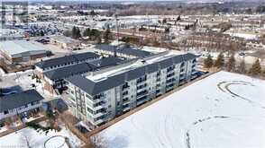 16 MARKLE Crescent Unit# 409 Ancaster